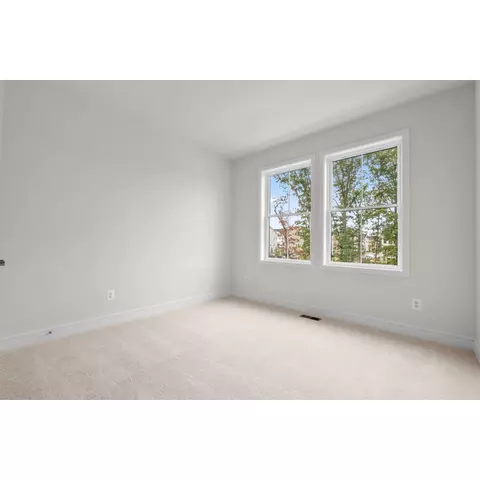 Bedroom - 42225 Shining Star Sq, Ashburn, VA 20148 photo 1 of 6