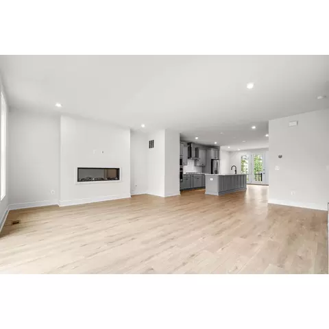 Living - 42225 Shining Star Sq, Ashburn, VA 20148 photo 2 of 5