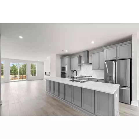 Kitchen - 42225 Shining Star Sq, Ashburn, VA 20148 photo 6 of 6