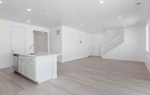 1453 E Wilbur Ln, Eagle Mountain, UT 84005 photo 9