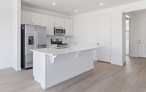 1453 E Wilbur Ln, Eagle Mountain, UT 84005 photo 5