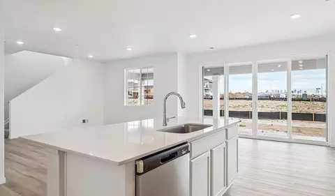 24797 E 40th Ave, Aurora, CO 80019 photo 8
