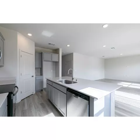 4638 Athena Dr, Merced, CA 95348 photo 5