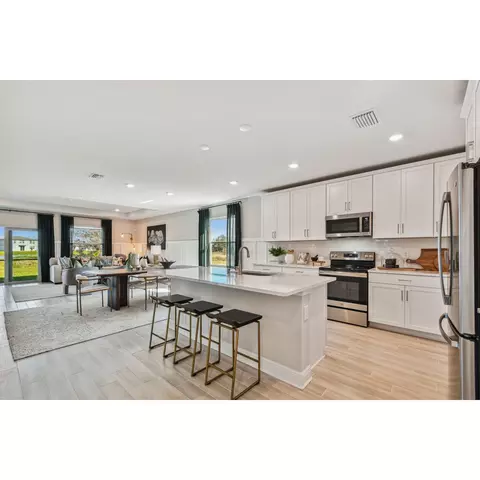 Kitchen - 9906 Last Light Gln, Parrish, FL 34219 photo 1 of 2