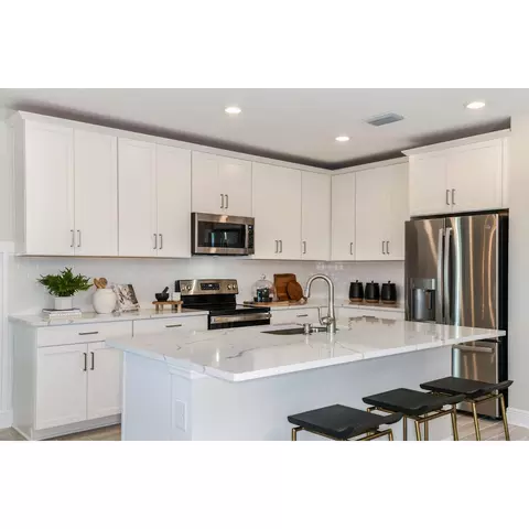 Kitchen - 9906 Last Light Gln, Parrish, FL 34219 photo 2 of 2