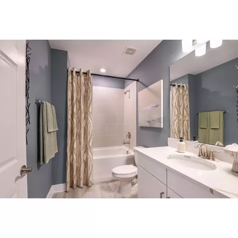 Bath - 9906 Last Light Gln, Parrish, FL 34219 photo 2 of 2