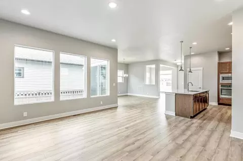 Living - 21262 E 63rd Dr, Aurora, CO 80019 photo 3 of 4