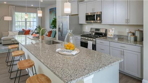 2042 Ivory Brook Rd, Baltimore, MD 21244 photo 2