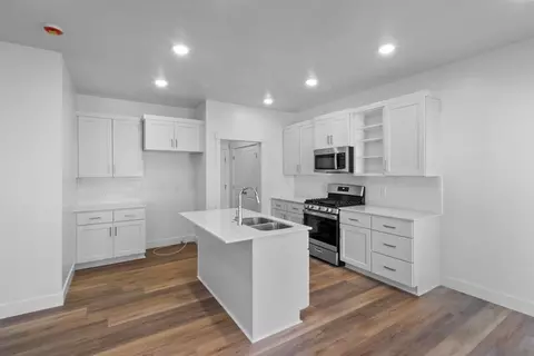 622 W 575 N, Smithfield, UT 84335 photo 8