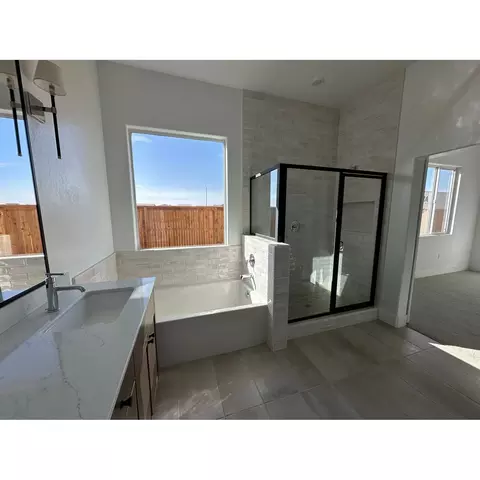 2240 N Russell Ave, Clovis, CA 93619 photo 5