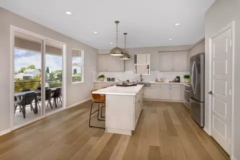 903 E Third St, Santa Ana, CA 92701 photo 3