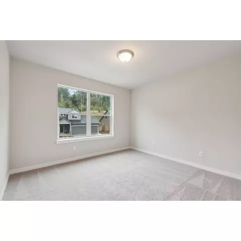 Bedroom - 2998 S Quartz Dr, Cornelius, OR 97113 photo 3 of 9