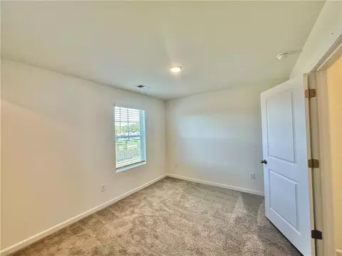 Bedroom - 468 Seaborn Cir, Pendleton, SC 29670 photo 5 of 6