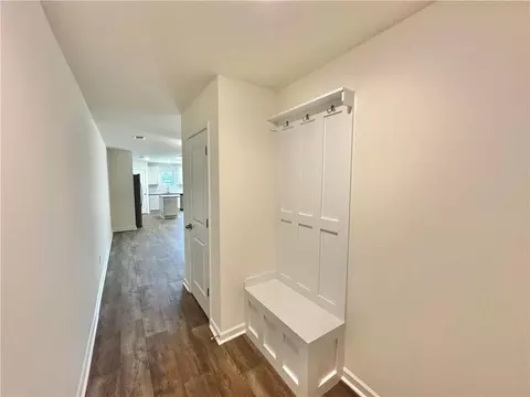 Entry Way - 468 Seaborn Cir, Pendleton, SC 29670 photo 1 of 4