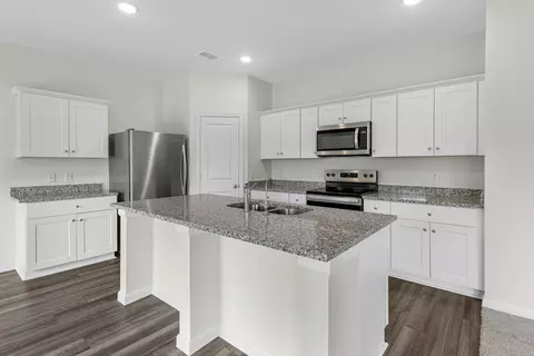 372 Enforcer Loop, Jarrell, TX 76537 photo 16