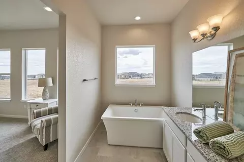 Bath - 12875 Stone Valley Dr, Colorado Springs, CO 80920 photo 2 of 4