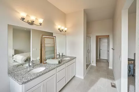 Bath - 12875 Stone Valley Dr, Colorado Springs, CO 80920 photo 3 of 4