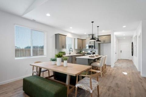 1701 S Quartz Dr, Cornelius, OR 97113 photo 12