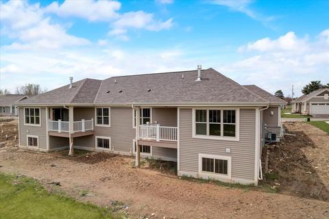 814 Margo Cir, Eagle, WI 53119 photo 6