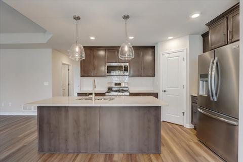 814 Margo Cir, Eagle, WI 53119 photo 3