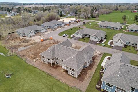 814 Margo Cir, Eagle, WI 53119 photo 8