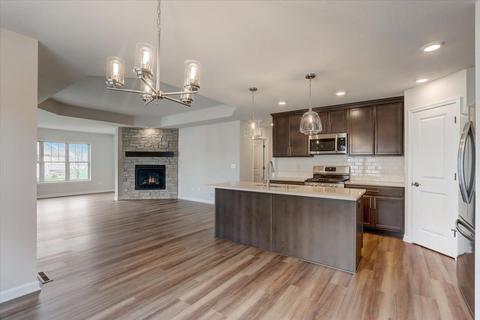 814 Margo Cir, Eagle, WI 53119 photo 12