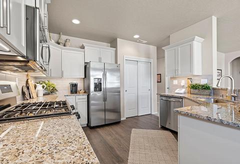 2009 E C St, Deer Park, WA 99006 photo 4