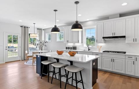 44 Sienna Cir, Upton, MA 01568 photo 9