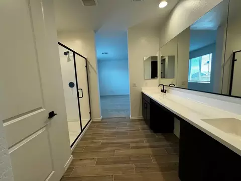 Bath - 9436 E Spiral Ave, Mesa, AZ 85212 photo 7 of 8