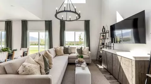 Living - 1813 E Bison Dr, Eagle Mountain, UT 84005 photo 1 of 2