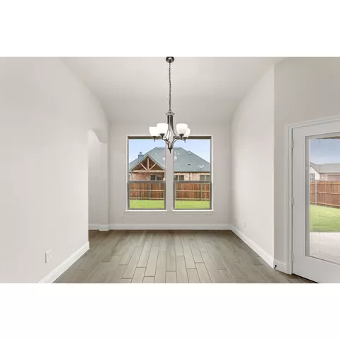 911 Meadow View Dr, Cleburne, TX 76033 photo 16