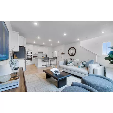 Living - 68 S Moonlit Rd, Mapleton, UT 84664 photo 6 of 6