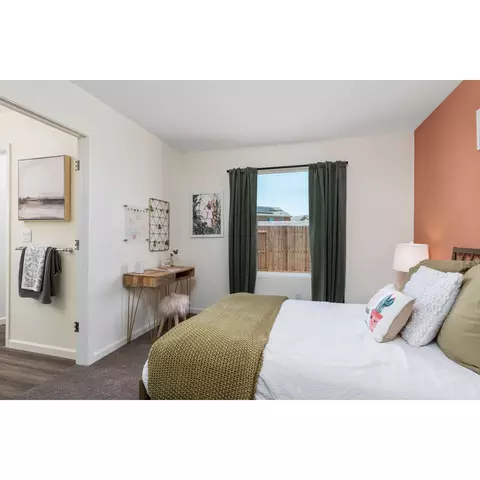 8610 Akero Avenuee, Bakersfield, CA 93307 photo 25