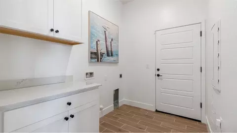 Other - 912 Traverse Dr S, Madera, CA 93636 photo 4 of 9