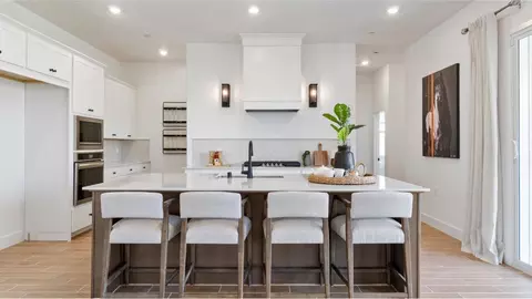 Kitchen - 912 Traverse Dr S, Madera, CA 93636 photo 1 of 4