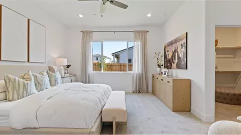 Bedroom - 912 Traverse Dr S, Madera, CA 93636 photo 5 of 5
