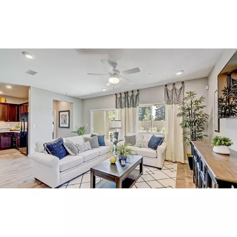 1432 W Ryan Ave, Fowler, CA 93625 photo 10