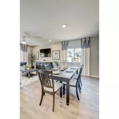 1432 W Ryan Ave, Fowler, CA 93625 photo 23