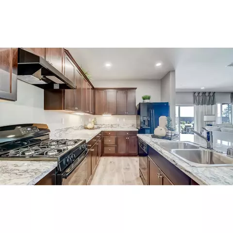 1432 W Ryan Ave, Fowler, CA 93625 photo 11
