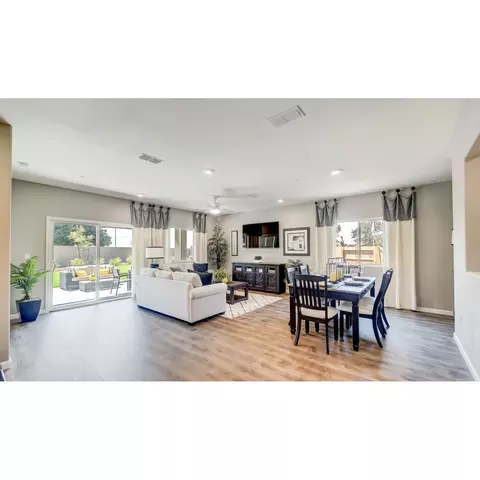 1432 W Ryan Ave, Fowler, CA 93625 photo 7