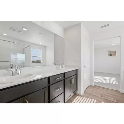 765 Rosazzo Ln, Manteca, CA 95337 photo 10