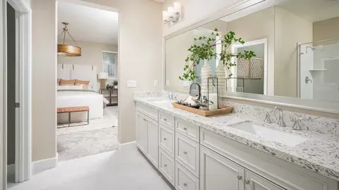 Bath - 1025 Caraballo Dr, Roseville, CA 95747 photo 2 of 2