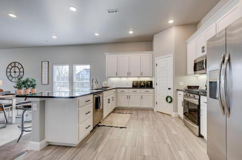 2011 Bogey Ln, Neosho, MO 64850 photo 6