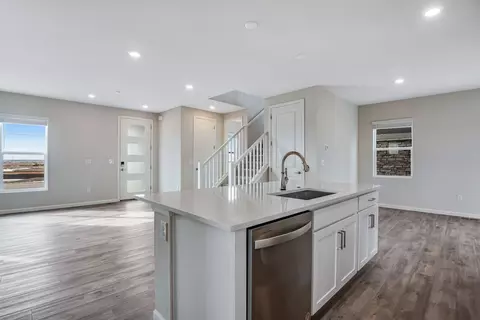 24861 E 33rd Dr, Aurora, CO 80019 photo 6