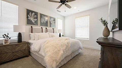 516 W Balsam Ln, Clovis, CA 93611 photo 6