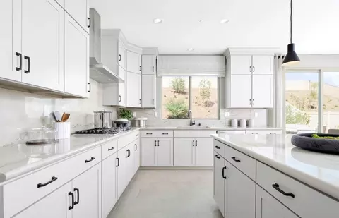 Kitchen - 25361 Luna Peak Rd, Menifee, CA 92586 photo 2 of 2