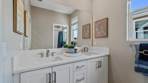 111 Bosal, Irvine, CA 92618 photo 11