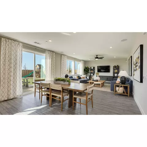 Dining - 1735 Shingle Ave, Manteca, CA 95337 photo 1 of 2