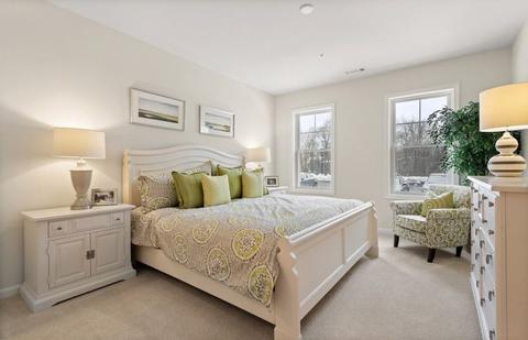 2103 Pennington Dr, Walpole, MA 02081 photo 11