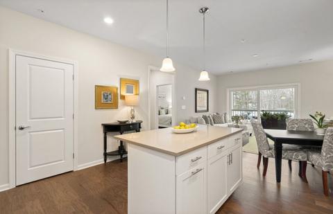 2103 Pennington Dr, Walpole, MA 02081 photo 4